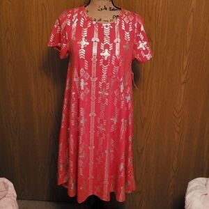 Nwt small red-orange elegant carly. Silver accents